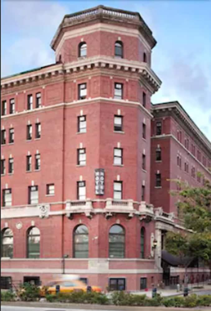 The Jane Hotel New York Extérieur photo